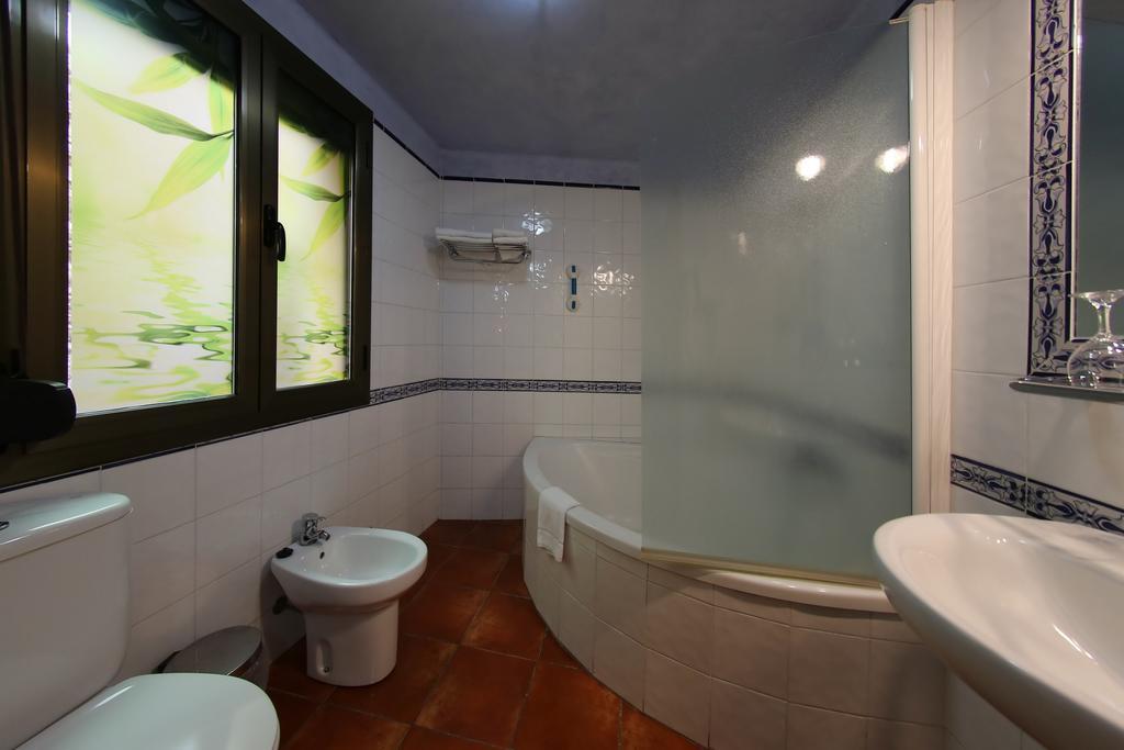 Espluga de Francolí Hotel Rural Ocell Francoli מראה חיצוני תמונה