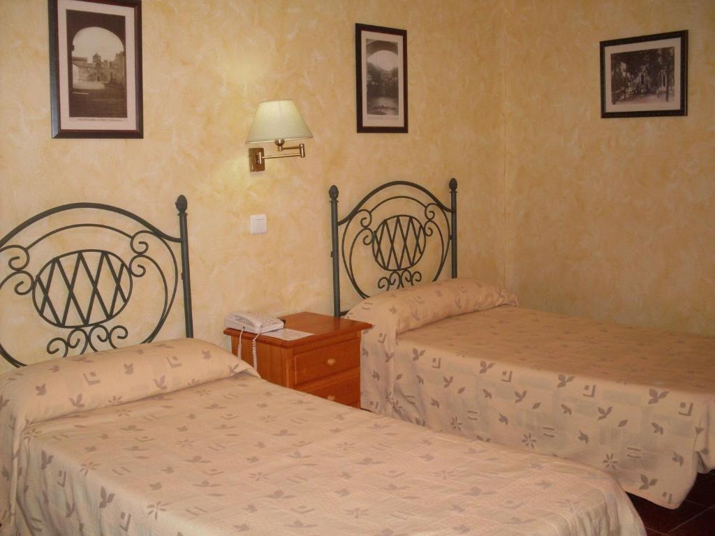 Espluga de Francolí Hotel Rural Ocell Francoli מראה חיצוני תמונה